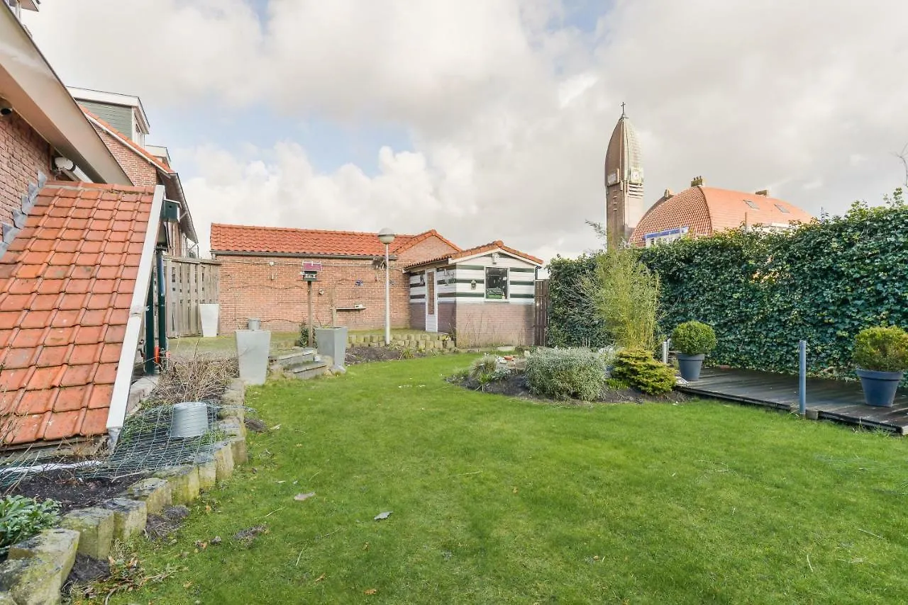 Apartment Spacious Family Home Halfweg