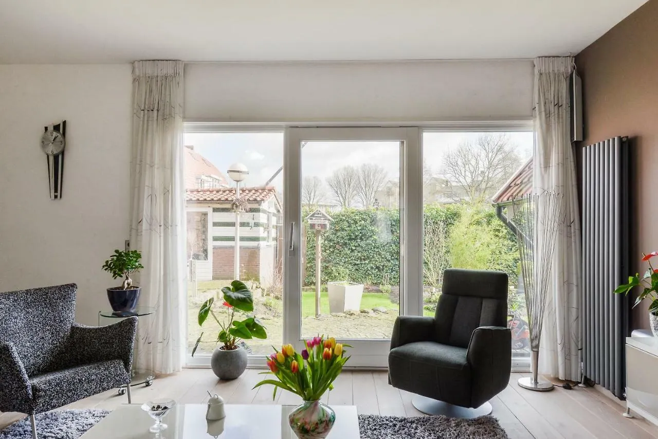 Spacious Family Home Halfweg